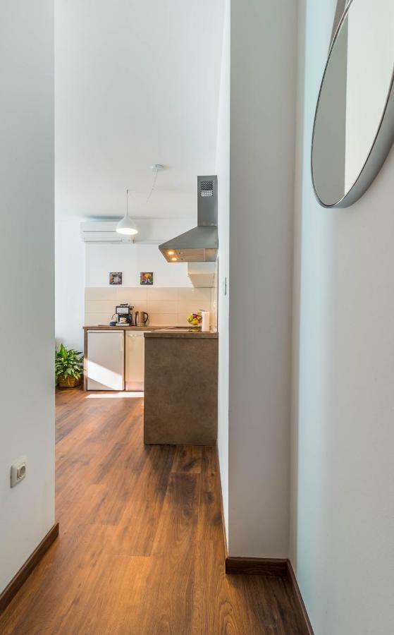 Apartment Market Pula