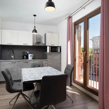 City Market Apartments Pula Exterior photo
