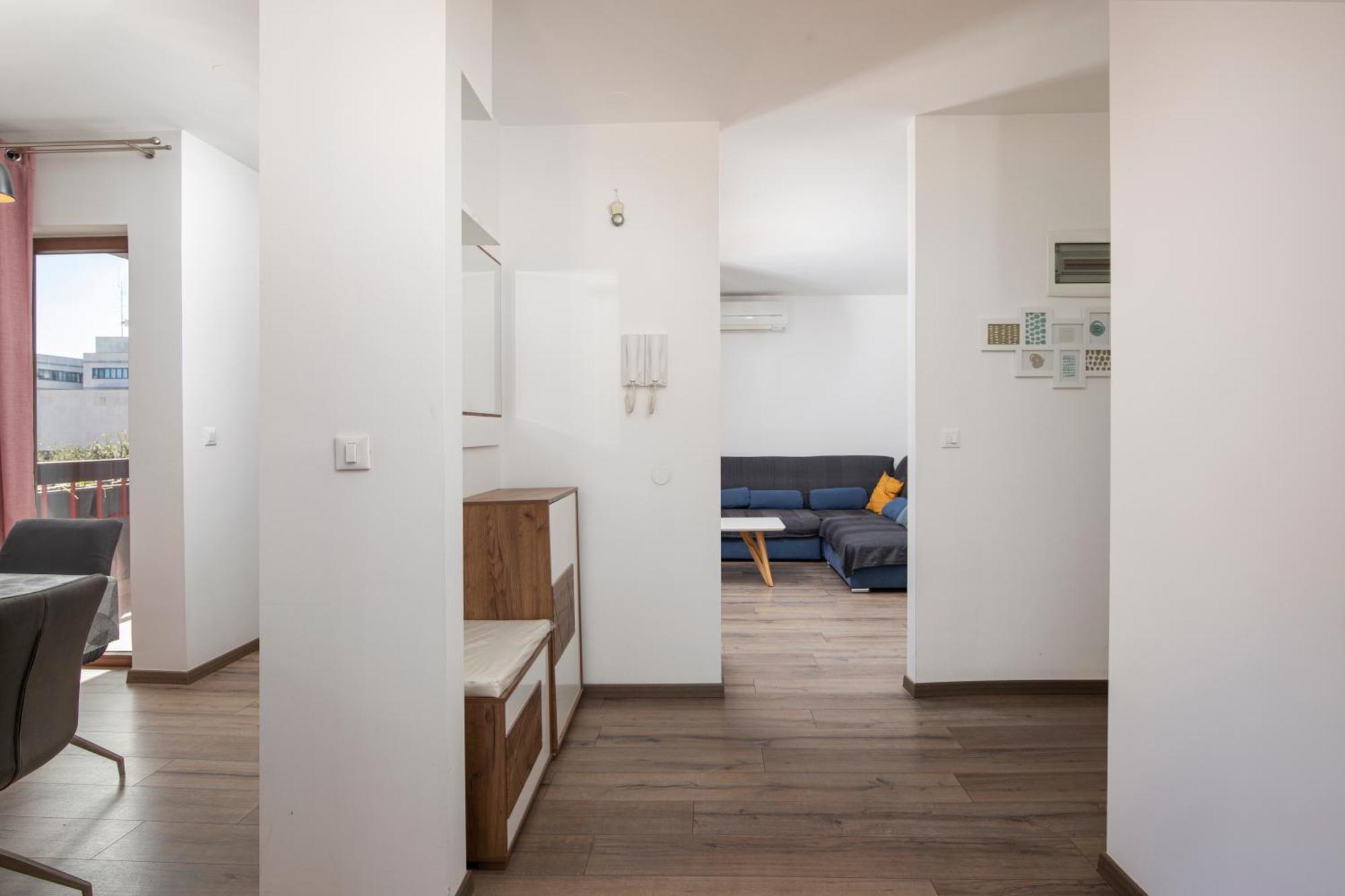 Apartment Market Pula
