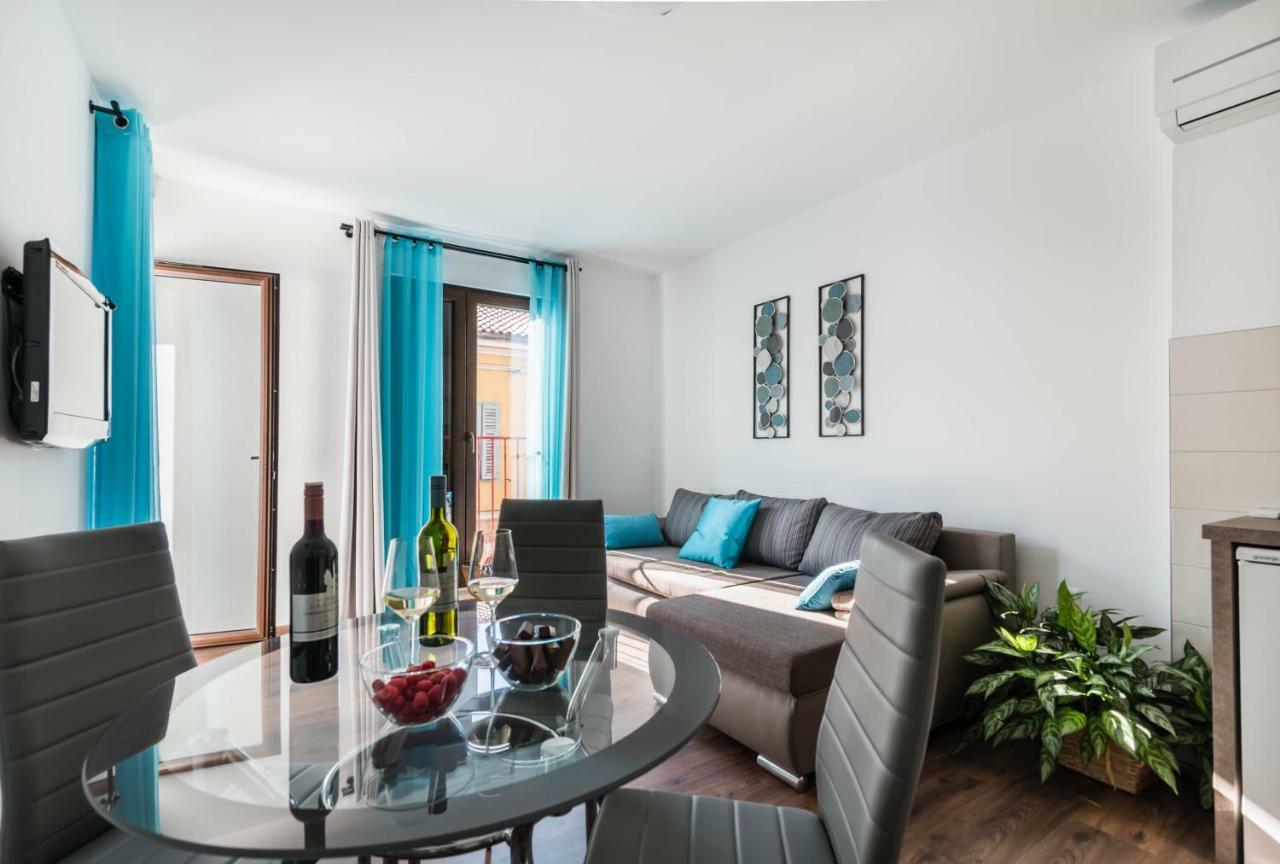 Apartment Market *